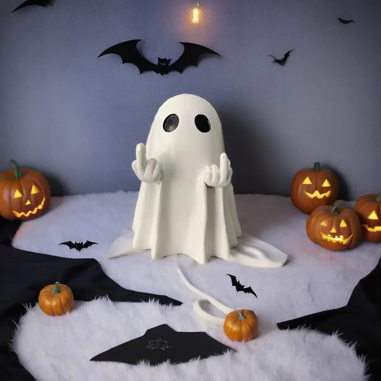 Resin Ghost Figurines – Spooky Halloween Desk & Shelf Décor