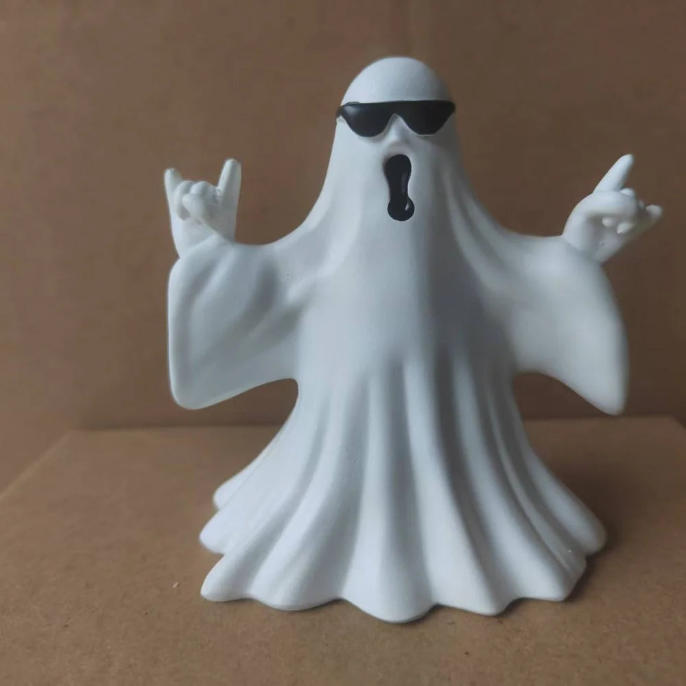 Resin Ghost Figurines – Spooky Halloween Desk & Shelf Décor