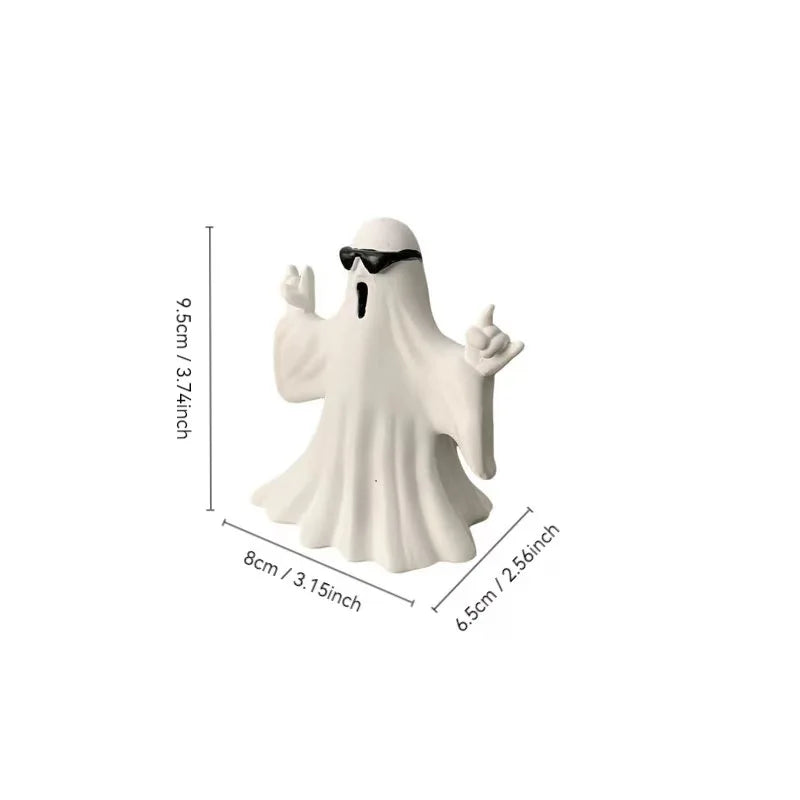 Resin Ghost Figurines – Spooky Halloween Desk & Shelf Décor